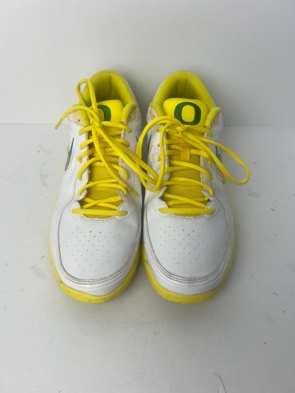 Nike Oregon duck player sample size 11.5